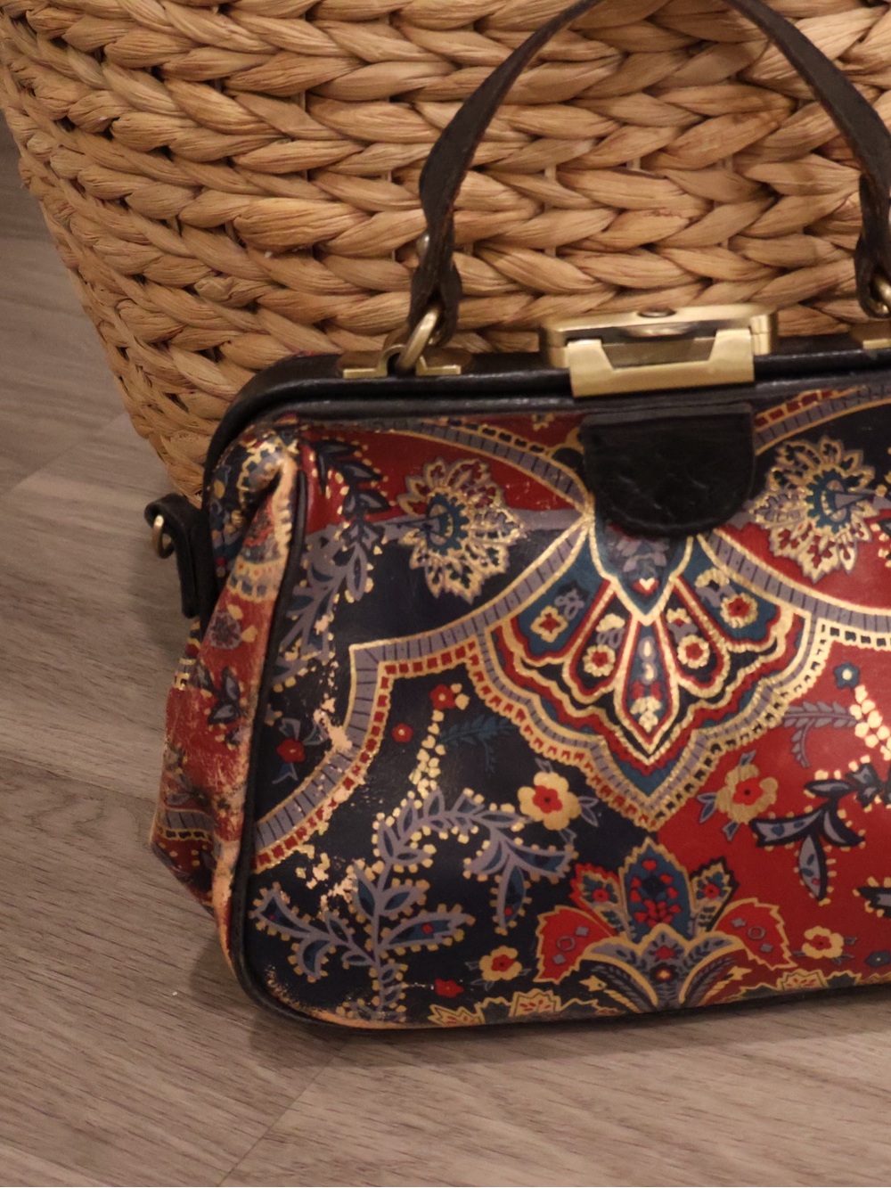 Patricia Nash Paisley Leather Frame Satchel Doctor Bag Crossbody - Picture 2 of 6